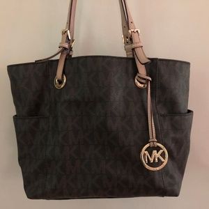 MICHAEL Michael Kors Signature Tote
